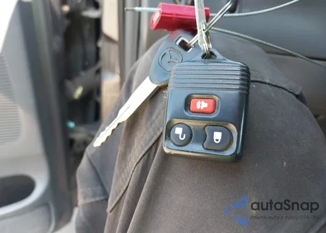 2005 Mazda B4000 Se из США, поврежденный, VIN 4F4ZR47E35PM00162